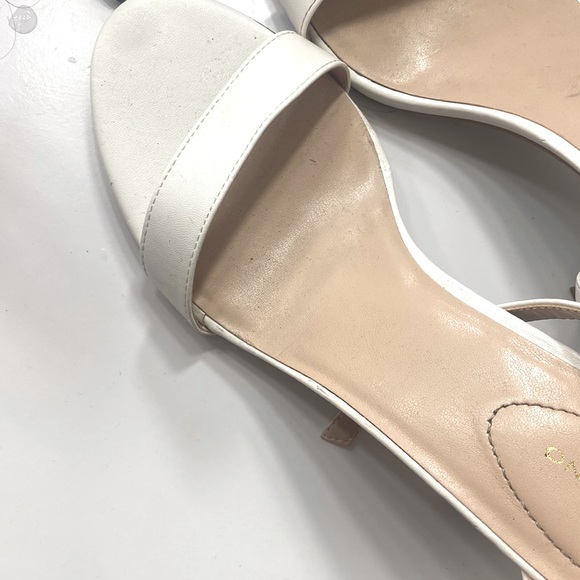 white heels - Picture 1 of 2